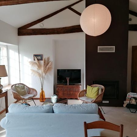 Gite Val Des Pres Villa Millac  Exterior photo